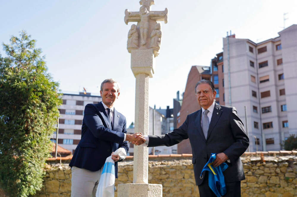 El presidente de la Xunta, Alfonso Rueda, y el alcalde de Oviedo, Alfredo Canteli