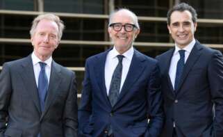 Javier Fontcuberta, consejero delegado de Cuatrecasas; Rafael Fontana, presidente no ejecutivo; y Luis Pérez de Ayala, presidente no ejecutivo a partir de 2026 / Cuatrecasas