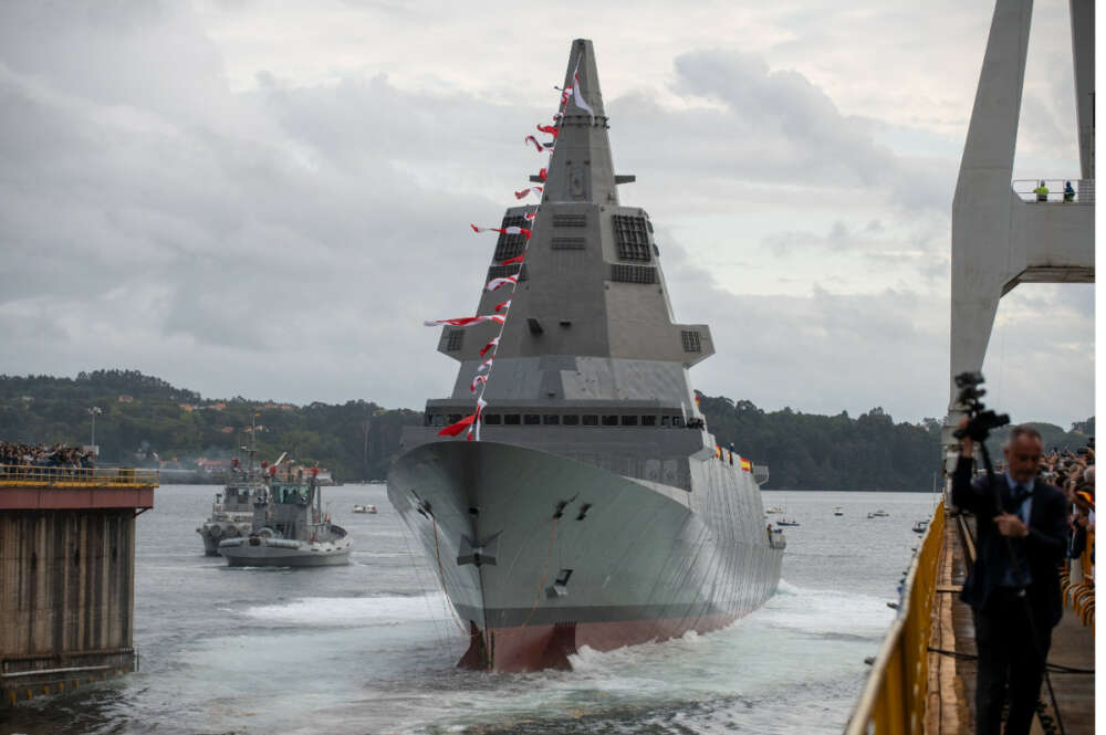 Botadura de una de las fragatas F-110 en Navantia Ferrol / Navantia