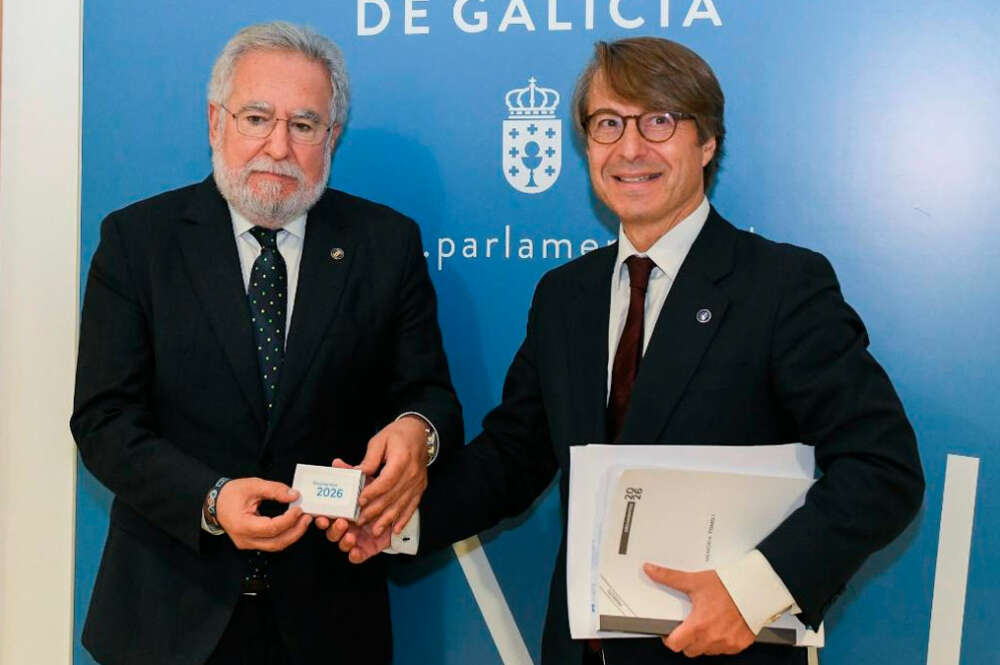 Miguel Ángel Santalices, presidente del Parlamento gallego, y Miguel Corgos, conselleiro de Facenda