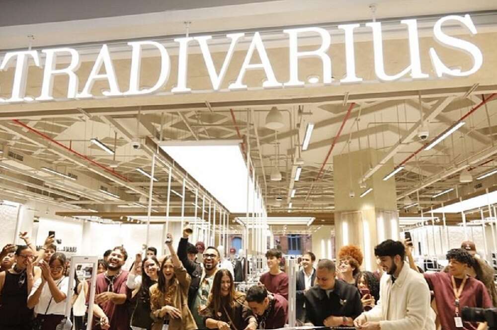 Imagen de la apertura de la nueva tienda de Stradivarius en Venezuela, en el centro comercial Sambil, en Caracas