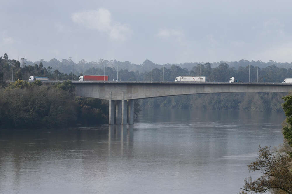 Puente internacional Tui-Valença