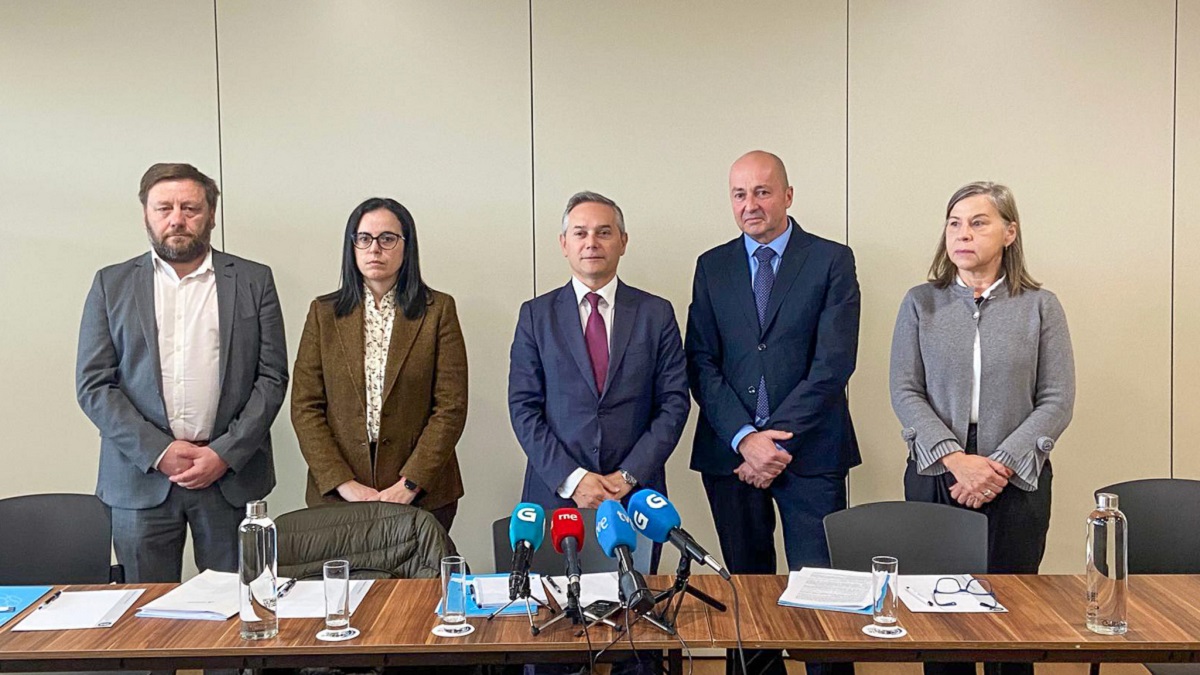 De Izquierda a Derecha_Francisco Quintá, Cruz Casal, Enrique Mallón, Gonzalo de Olabarria y Marina Magán