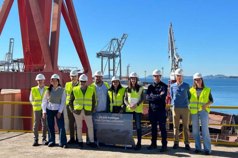 Naturgy construye en Astillero San Enrique (Vigo) una plataforma pionera para producir energía fotovoltaica en mar abierto / Naturgy