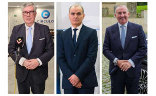 De izquierda a derecha, Juan Manuel Vieites, presidente de la Confederación de Empresarios de Galicia, Juan Carlos Reboredo, secretario general de la Oficina de Coordinación Económica de la Presidencia de la Xunta, y Pablo Junceda, director general del Sabadell Gallego
