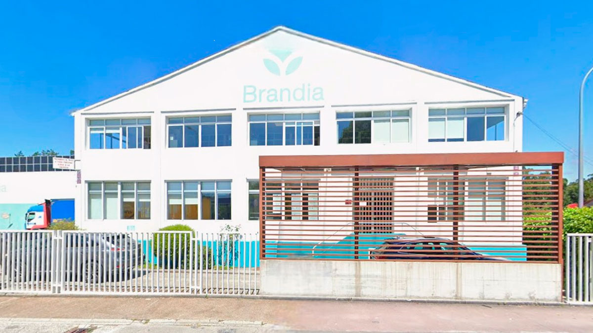 Vista exterior de Papelera Brandi