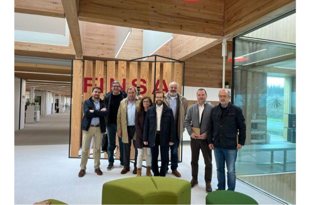 Junta directiva del Clúster da Madeira e o Deseño celebrada en las instalaciones de Finsa en 2023 / CMD