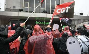 Protesta de CGT delante de un establecimiento de El Corte Inglés / CGT