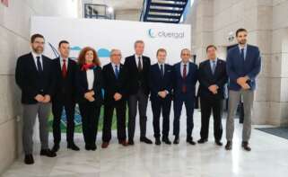 Foto de grupo de los participantes en el 15 aniversario de Cluergal / Cluergal