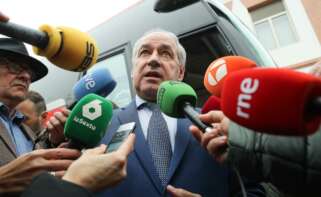 El secretario xeral del PSOE de Lugo y presidente de la Diputación, José Tomé, atiende a los medios en Monforte tras trascender denuncias por supuestos casos de acoso contra él / Europa Press