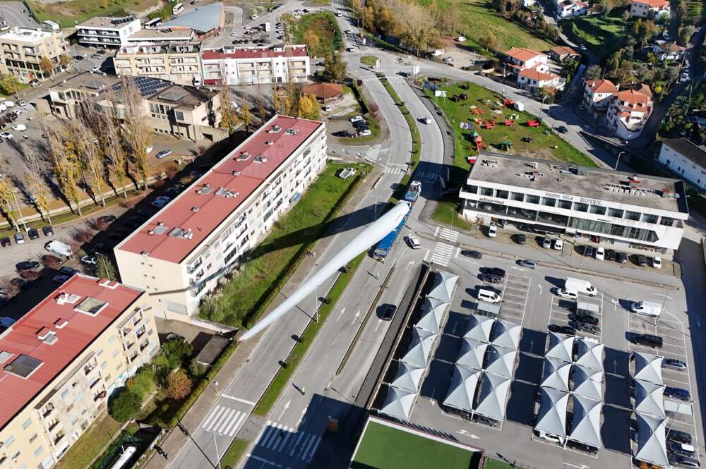 Imagen del transporte de las palas para el parque eólico de Iberdrola en el norte de Portugal / Iberdrola