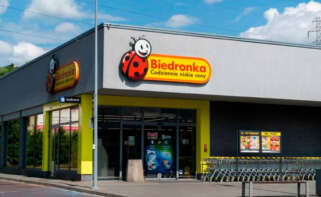 Exterior de un supermecado Briedronka