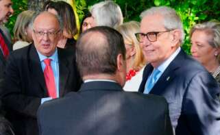 El expresidente de la Xunta de Galicia Fernando González Laxe (i) y el expresidente de la Xunta de Galicia Emilio Pérez Touriño (d), en una imagen de archivo