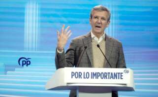 El presidente de la Xunta de Galicia, Alfonso Rueda, interviene durante el acto de clausura de la 28 Interparlamentaria del PP