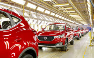 Imagen del interior de la línea de montaje de una factoría de SAIC Motor / SAIC Motor