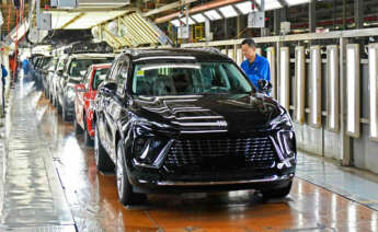 Imagen del interior de la línea de montaje de una factoría de SAIC Motor