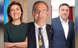 Ángeles Vázquez, conselleira de Medio Ambiente; Gumersindo Feijóo, catedrático de Ingeniería Química de la USC y director del centro de investigación Cretus; y Valentín González Formoso, presidente de la Deputación da Coruña