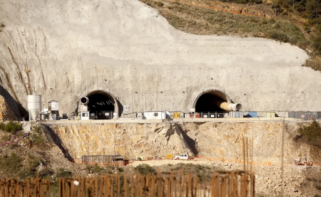 Obras de Aldesa en el tramo Lubian-Canda del AVE a Galicia / Aldesa