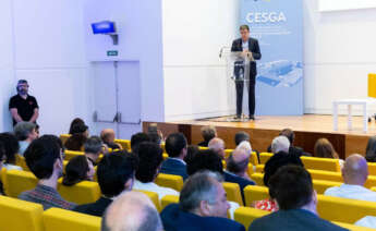El conselleiro de Educacióin, Román Rodríguez, anuncia en el Cesga la adquisición de un nuevo ordenador cuántico / Xunta