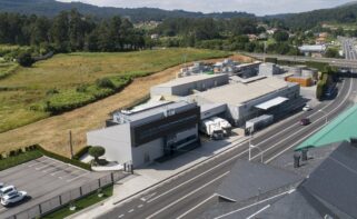 Instalaciones de Avigal, del grupo Vall Companys, en Campañó, Pontevedra