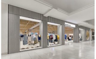 Vista exterior de la tienda de Bershka en el Aventura Mall de Miami / Inditex