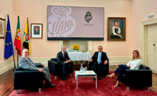 Encuentro del presidente del Eixo Atlántico y presidente de la Câmara Municipal de Viana do Castelo, Luís Nobre, y el secretario general de la entidad, Xoán Vázquez Mao, con el presidente de la República de Portugal, António José Seguro