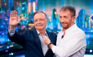 Juan José Vivas junto a Pablo Motos, en el programa 'El Hormiguero' de Antena 3
