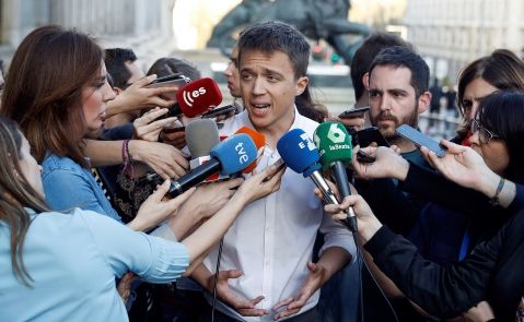 Errejón da la espalda al plan de Bescansa para desbancar a Iglesias. EFE/Emilio Naranjo