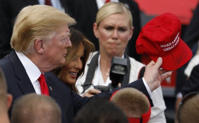 El presidente estadounidense Donald Trump en una actividad para familias de militares el 4 de julio, en Washington. Foto: EFE/YG