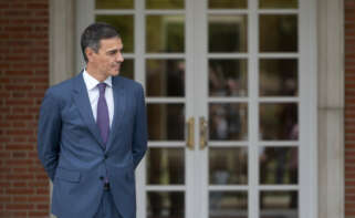 (Foto de ARCHIVO) El presidente del Gobierno, Pedro Sánchez, antes de una reunión con el presidente de Andalucía, Juan Manuel Moreno Bonilla, en el Complejo de La Moncloa, a 20 de septiembre de 2024, en Madrid (España). Sánchez arranca hoy, 20 de septiembre, una ronda de reuniones bilaterales con los presidentes autonómicos, comenzando con Imanol Pradales, Alfonso Rueda y Juanma Moreno, con el foco puesto en la financiación autonómica tras las quejas por el concierto económico para Cataluña y otros asuntos encima de la mesa como inmigración, infraestructuras, inversiones o el debate territorial. Alberto Ortega / Europa Press 20 SEPTIEMBRE 2024;PRESIDENTE;REUNIÓN;BILATERAL;COMUNIDADES;ANDALUCÍA; 20/9/2024