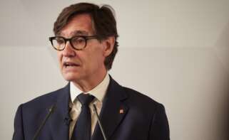 (Foto de ARCHIVO) El presidente de la Generalitat de Catalunya, Salvador Illa, interviene durante una conferencia económica, en el Hotel Tres Reyes, a 16 de mayo de 2025, en Pamplona, Navarra (España). Durante su visita a la capital navarra, Illa ha participado en una conferencia económica ante empresarios y representantes institucionales y de la sociedad civil navarra. Posteriormente, ha mantenido un encuentro con la presidenta del Gobierno foral. Eduardo Sanz / Europa Press 16 MAYO 2025;GENERALITAT;VISITA;CONFERENCIA;ENCUENTRO;POLÍTICA 16/5/2025