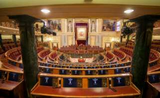 (Foto de ARCHIVO) Hemiciclo vacío del Congreso de los Diputados tras la suspensión del pleno de esta semana como medida preventiva de contención del coronavirus, en Madrid (España) a 10 de marzo de 2020. Ricardo Rubio / Europa Press 10/3/2020