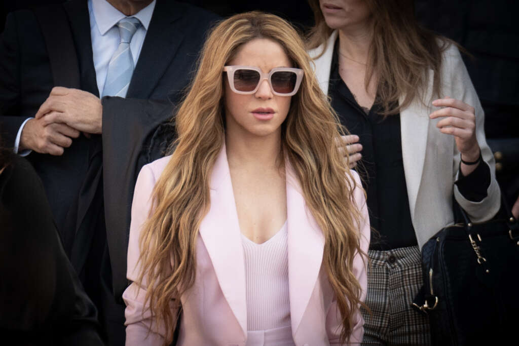 La cantante Shakira, a su salida de la Audiencia Nacional. Foto: David Zorrakino / Europa Press