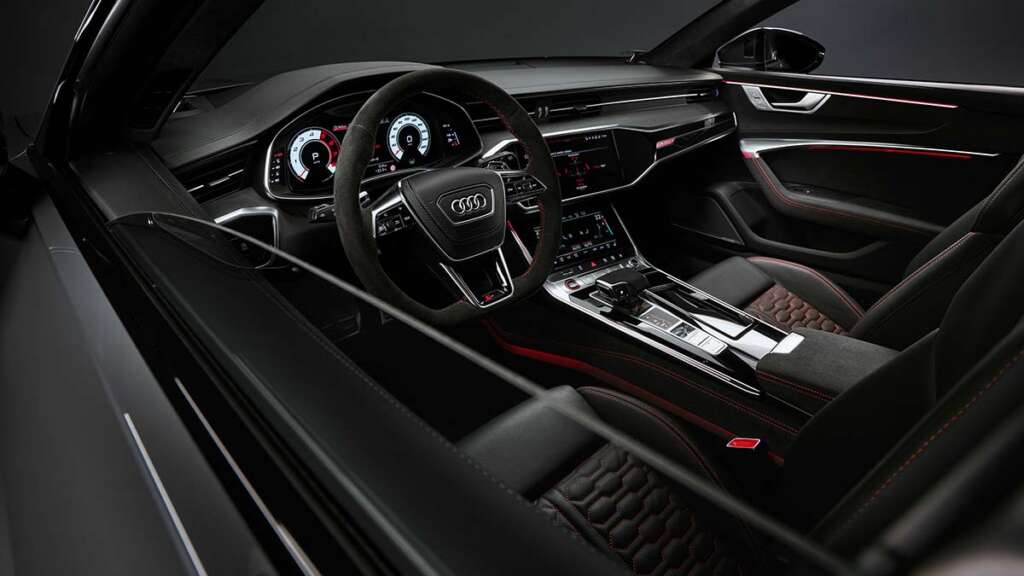 Interior del Audi RS 6 performance.