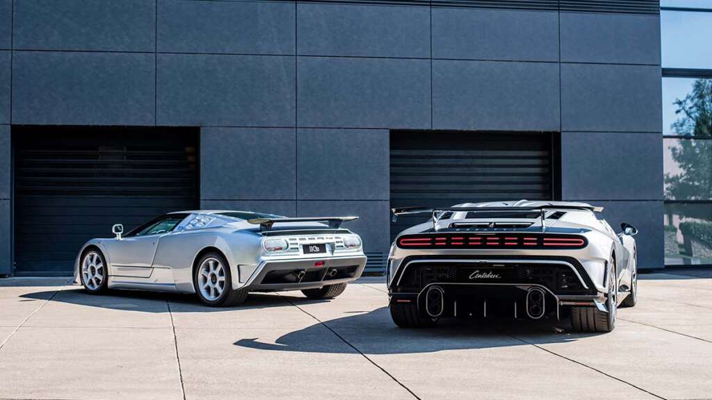 Bugatti EB 110, a la izquierda, y Bugatti Centodieci, a la derecha.