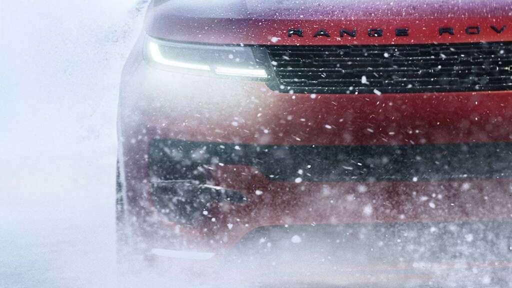 Curso de conducción en la nieve con el Range Rover Sport en Andorra (detalle)