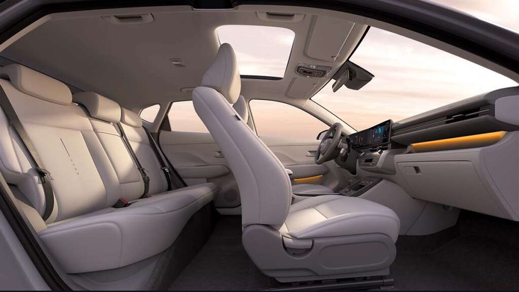 Interior del Hyundai Kona 2023.