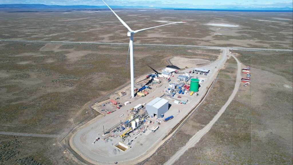 Recientemente se ha inaugurado la primera fase de la planta generadora de combustible sintético en Haru Oni, Chile.