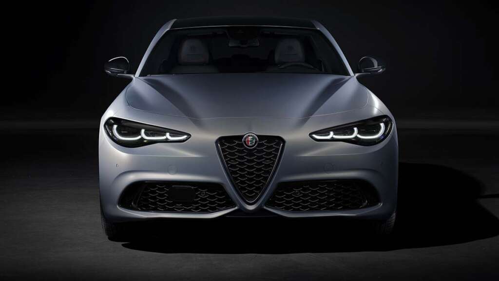 Alfa Romeo Giulia Competizione 2023