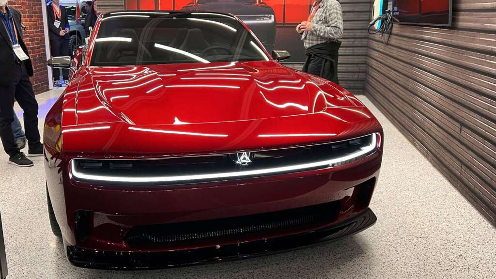 Dodge Charger Daytona SRT Concept en el CES Las Vegas 2023.