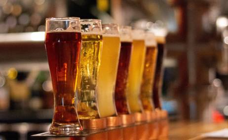 Sabores, aromas y hasta colores inimaginables, pero siguen siendo cervezas. Foto Kyryll Ushakov Unsplash