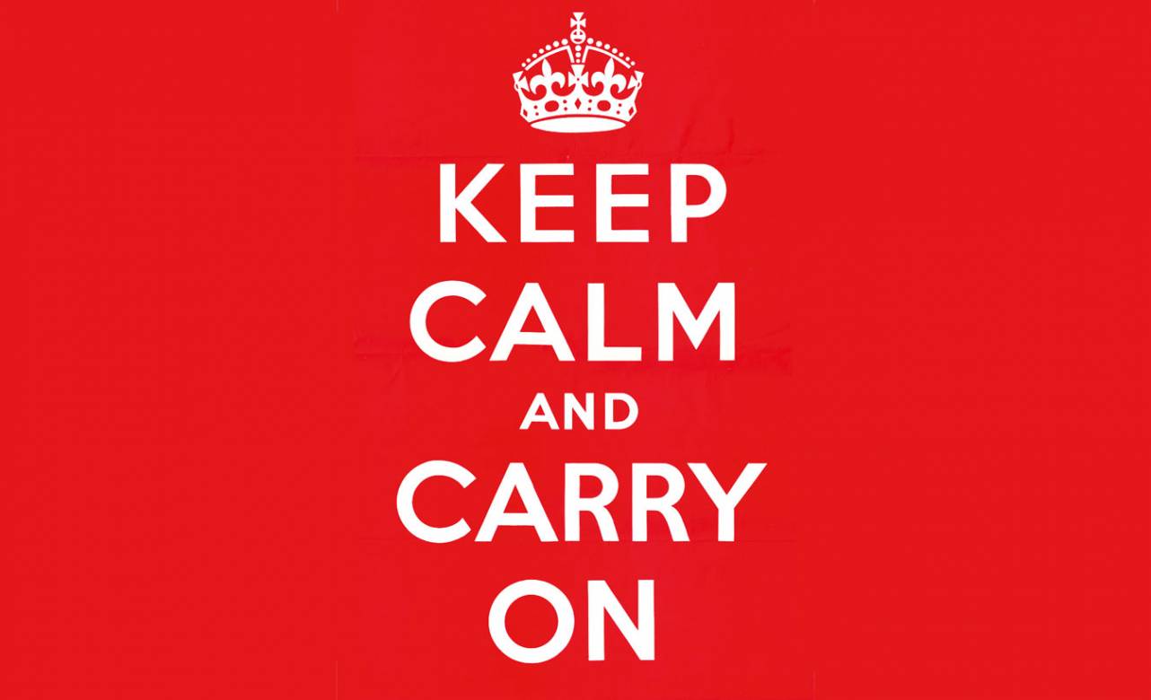 Keep Calm, afiche de 1939 que regresó en el siglo XXI. 'No pasarán', cartel de la Guerra Civil española. Foto: Editorial Pavilion