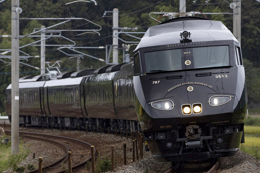 Tren 36 3. Foto JR Kyushu