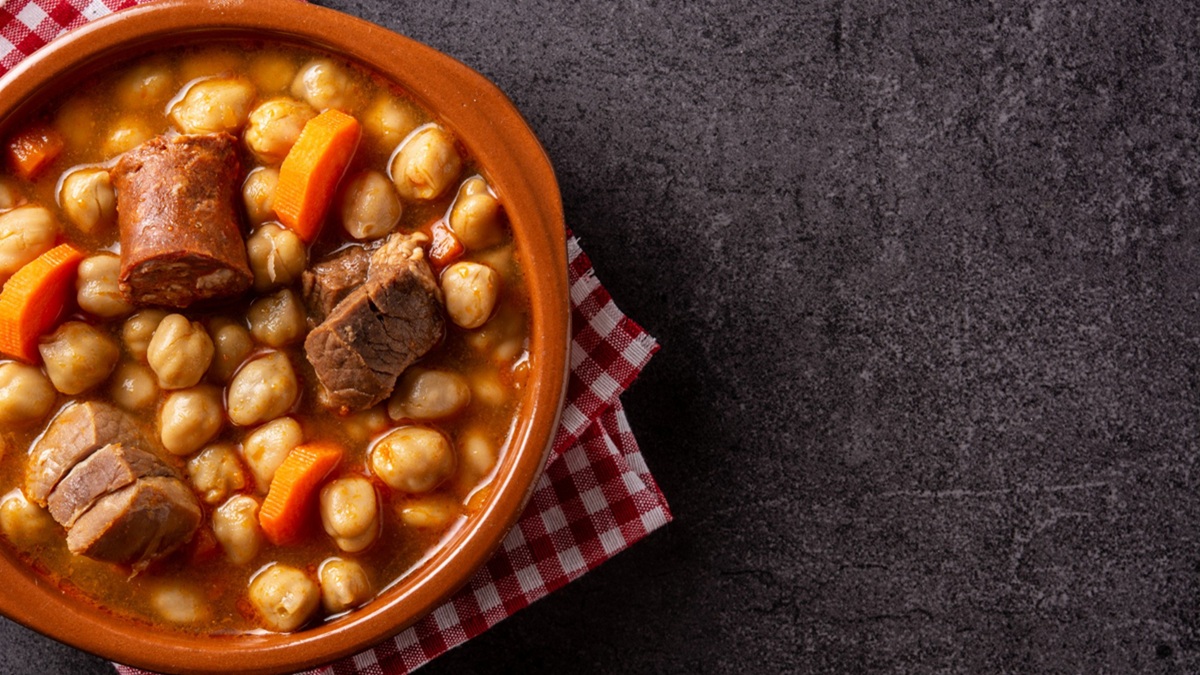 Un plato de cocido madrileño