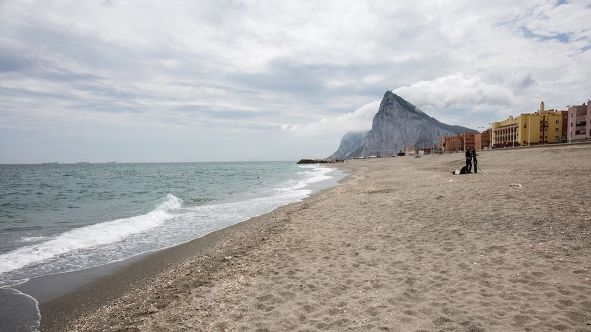 La playa de Levante en La Línea de la Concepción