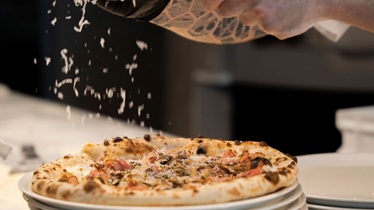 Parking Pizza apuesta por la preparación napolitana de la pizza