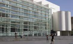 El Macba, diseñado por Richard Meier.