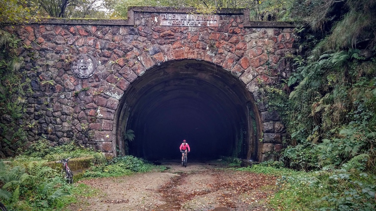 El Túnel de la Engaña en Cantabria