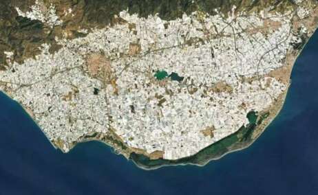El 'mar de plástico' de El Ejido, en Almería