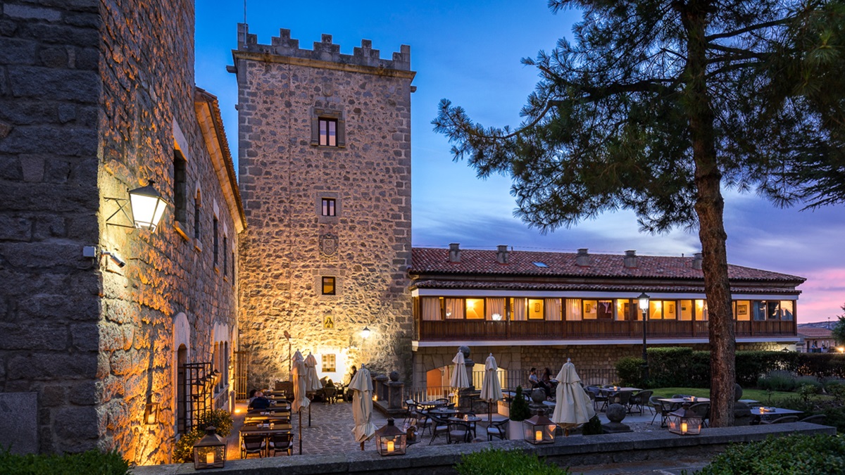 El exterior del Parador de Ávila